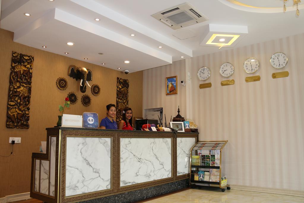 8Day Hotel Yangon Bagian luar foto