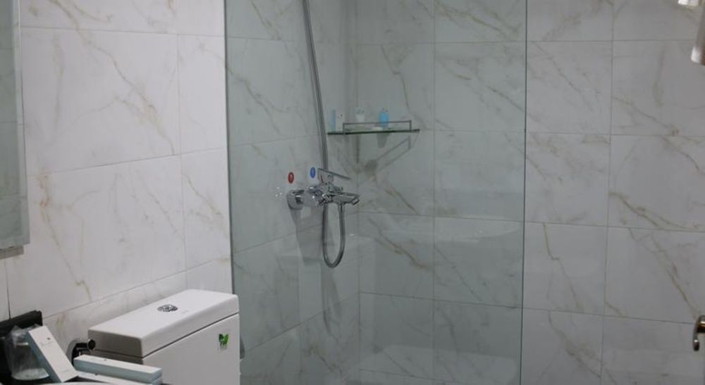 8Day Hotel Yangon Bagian luar foto